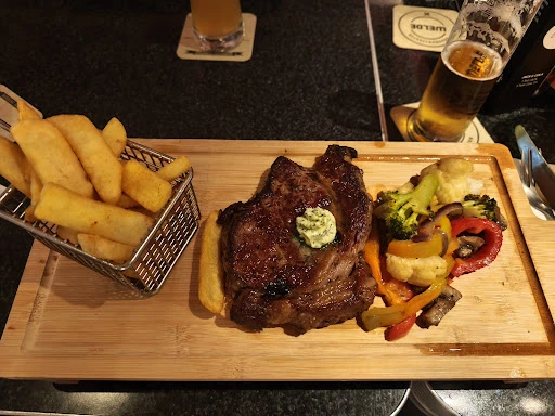 Moe's Roadhouse – Hauptbahnhof photo 3