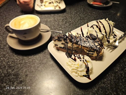 Moe's Roadhouse – Hauptbahnhof photo 1